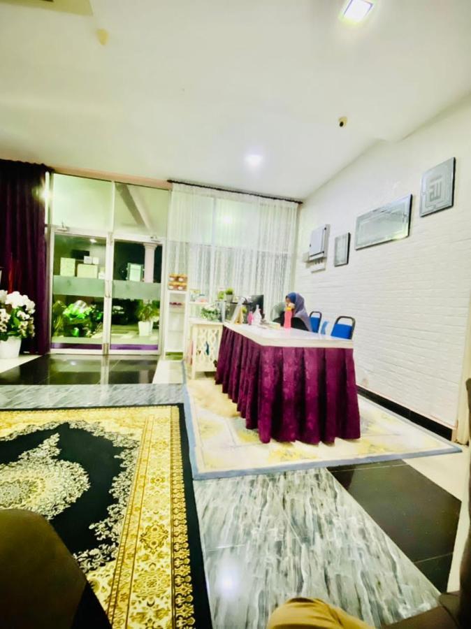 Paka Tamim Seaview Hotel Exterior photo