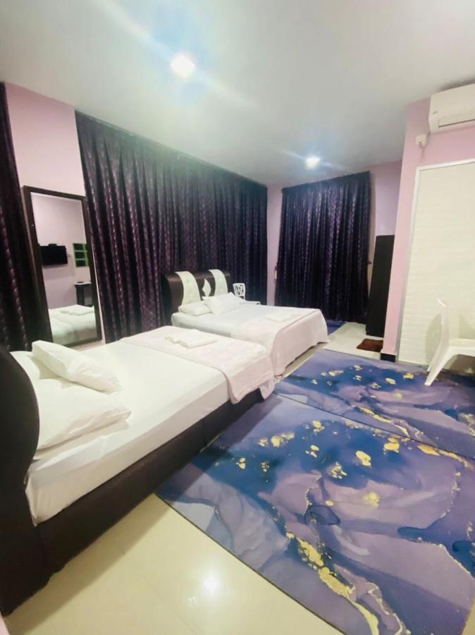 Paka Tamim Seaview Hotel Exterior photo