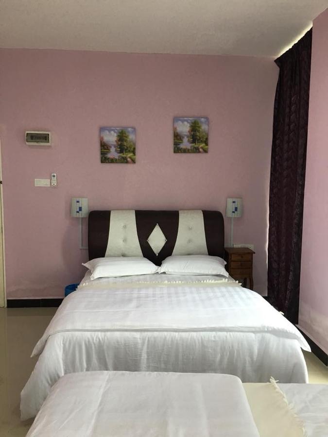 Paka Tamim Seaview Hotel Exterior photo