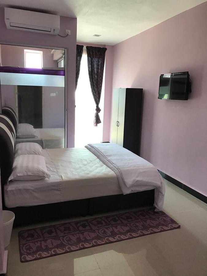 Paka Tamim Seaview Hotel Exterior photo
